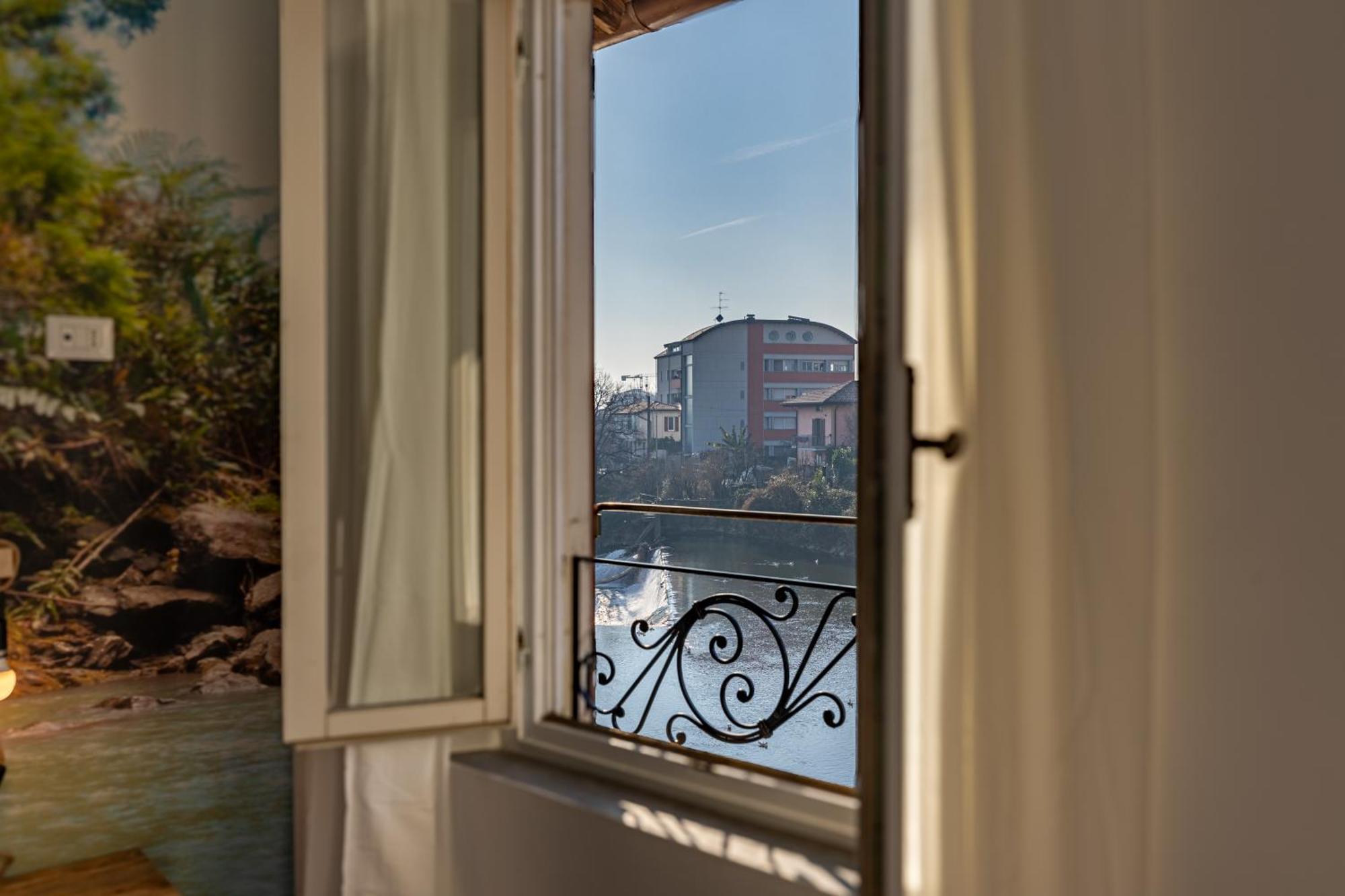 6 Minuti Airport Orio Al Serio, Vista Fiume E Wifi セリアーテ エクステリア 写真
